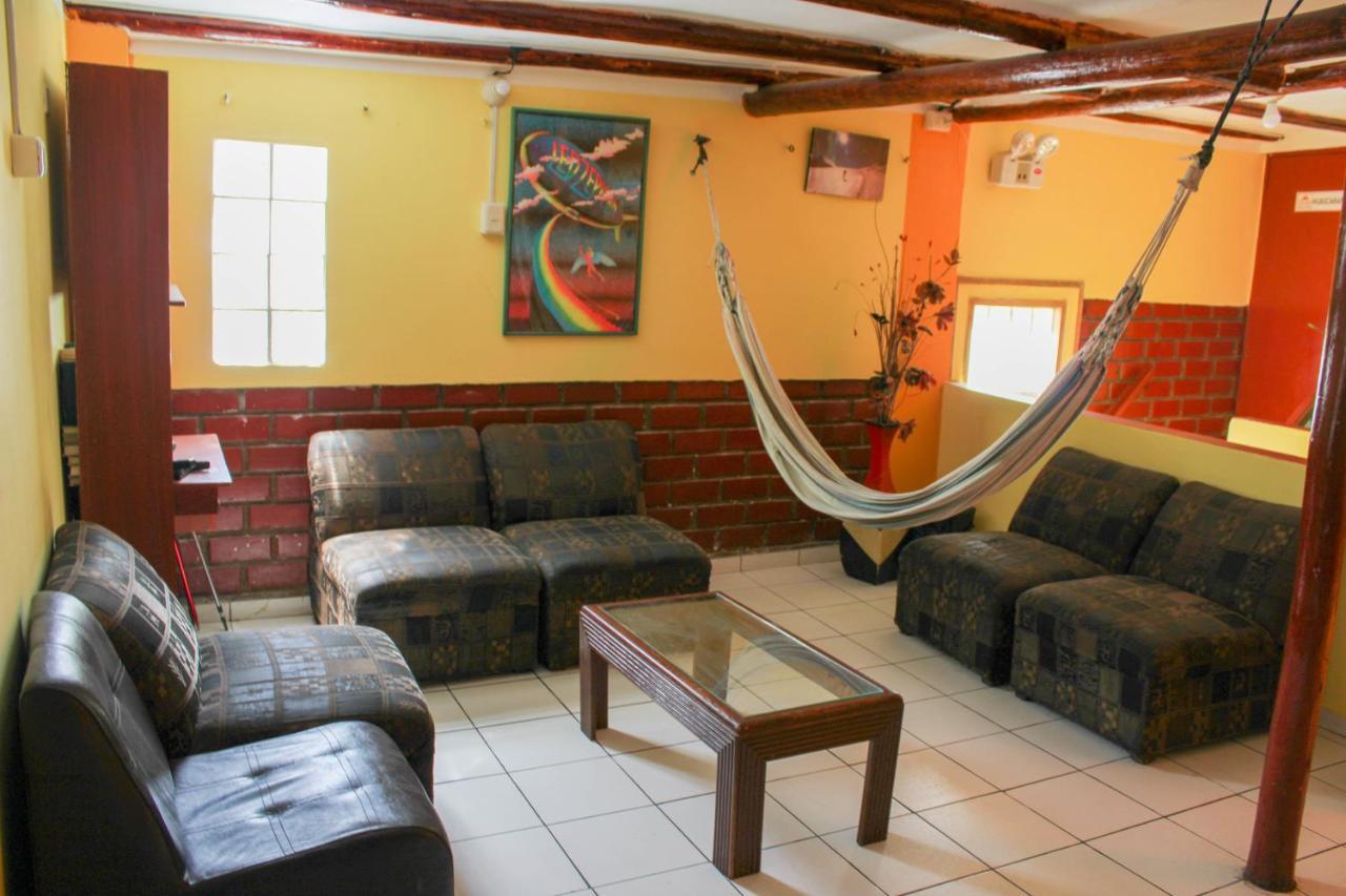 Andes Hostel Huaraz  Zewnętrze zdjęcie